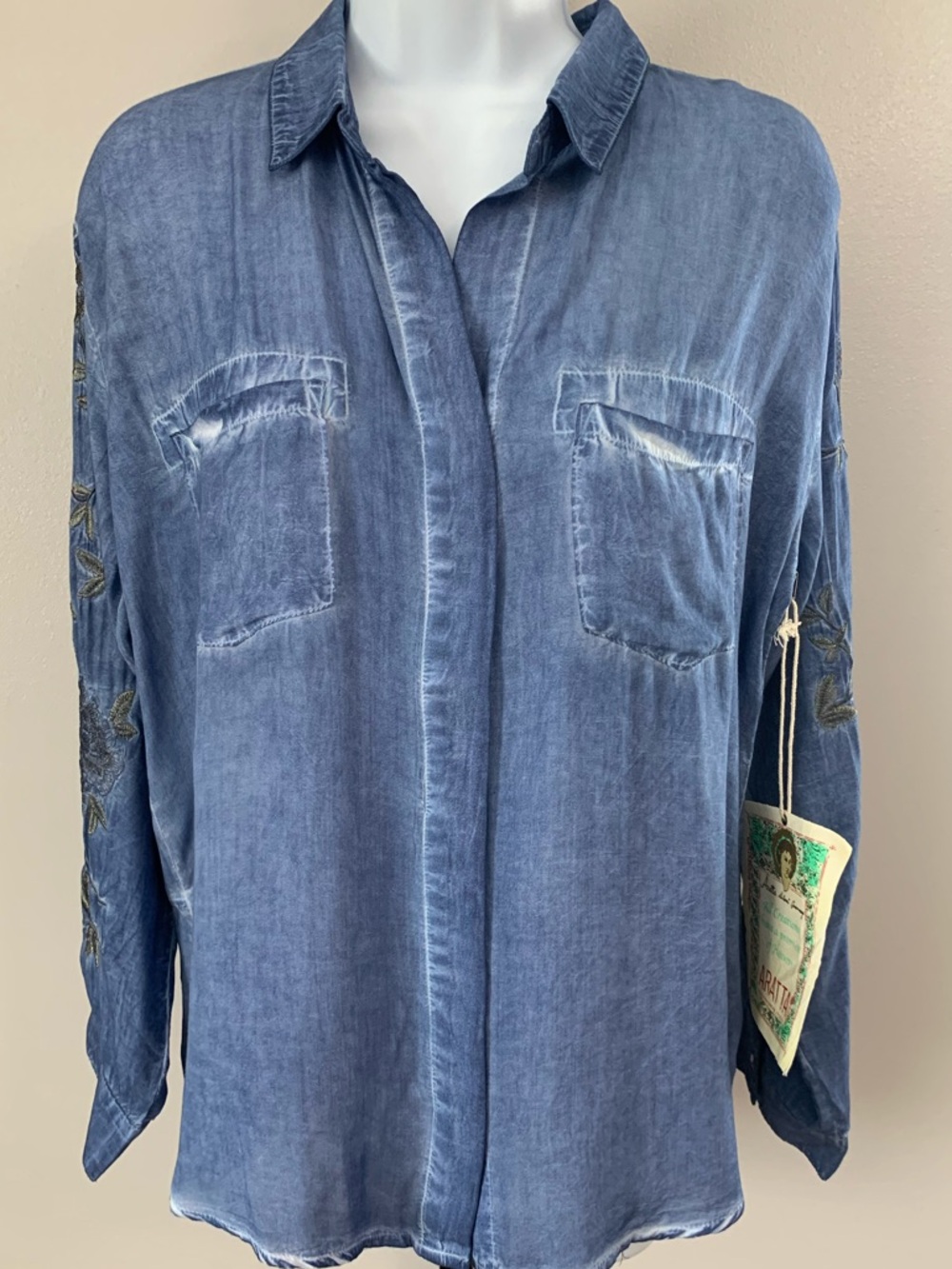 NWT ARATTA Kate-Light Weight Denim Look Button-Up Shirt with Embroidered Sleeves